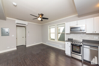 640 W Wrightwood Ave in Chicago, IL - Building Photo - Building Photo