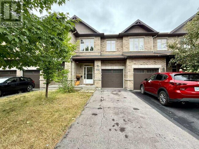 1029 Ottenbrite Cres in Ottawa, ON - Building Photo - Building Photo