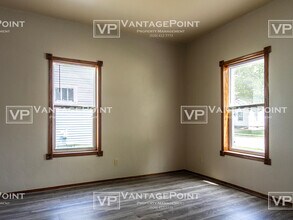 1016 Wirtz Ave in Green Bay, WI - Building Photo - Building Photo