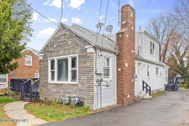 207 Oakwood Ave in Long Branch, NJ - Building Photo - Building Photo