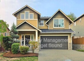 11727 12th St SE in Lake Stevens, WA - Building Photo