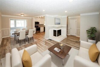 1616 W Kellogg Cir in Douglasville, GA - Building Photo - Building Photo