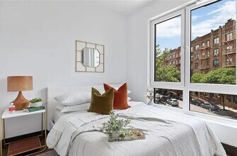 290 Union Ave, Unit 290 Union Ave - 3 Bedroom in Brooklyn, NY - Foto de edificio - Building Photo