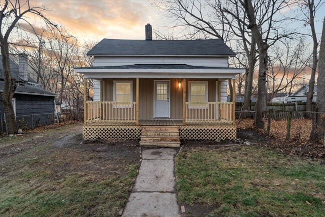 property at 1025 Cady Ct