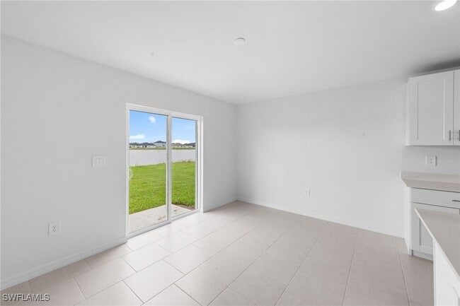 17627 Paradiso Wy in North Fort Myers, FL - Building Photo - Building Photo