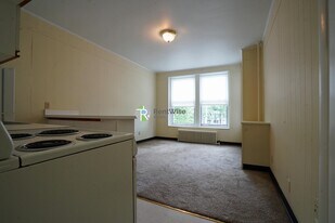 1128 Commonwealth Ave, Unit 3 in Boston, MA - Building Photo