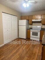 146 Mt Vernon Ln in Hurricane, WV - Building Photo