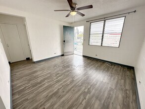 980 Robello Ln in Honolulu, HI - Building Photo - Building Photo