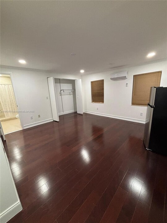 645 NW 7th Ave in Homestead, FL - Building Photo