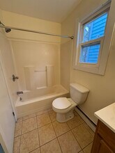 836 6th St, Unit 3 in Rensselaer, NY - Building Photo - Building Photo