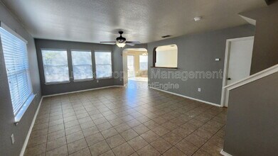 10138 Emerald Sun in San Antonio, TX - Building Photo - Building Photo