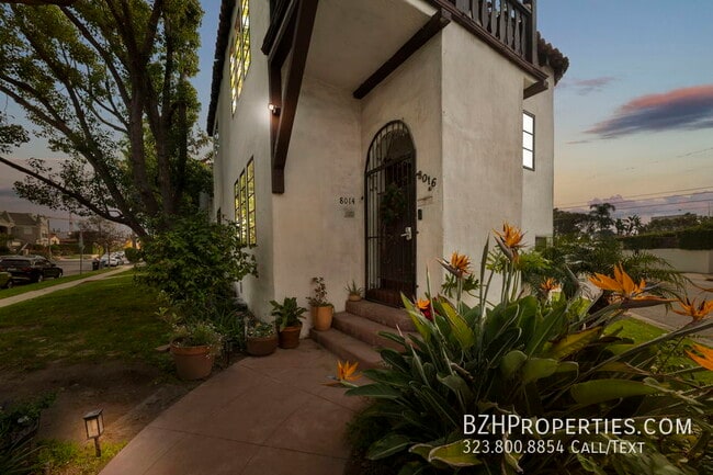 8014 4th St in Los Angeles, CA - Building Photo - Building Photo