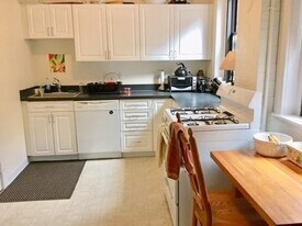 16 Winchester St, Unit 401 in Brookline, MA - Building Photo