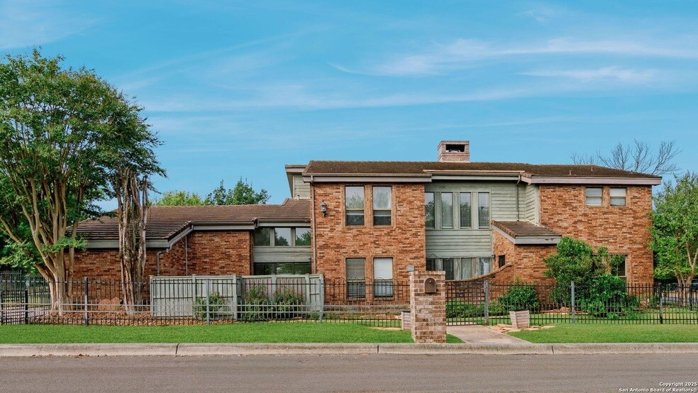 29541 Summer Sweet Cir in Fair Oaks Ranch, TX - Building Photo