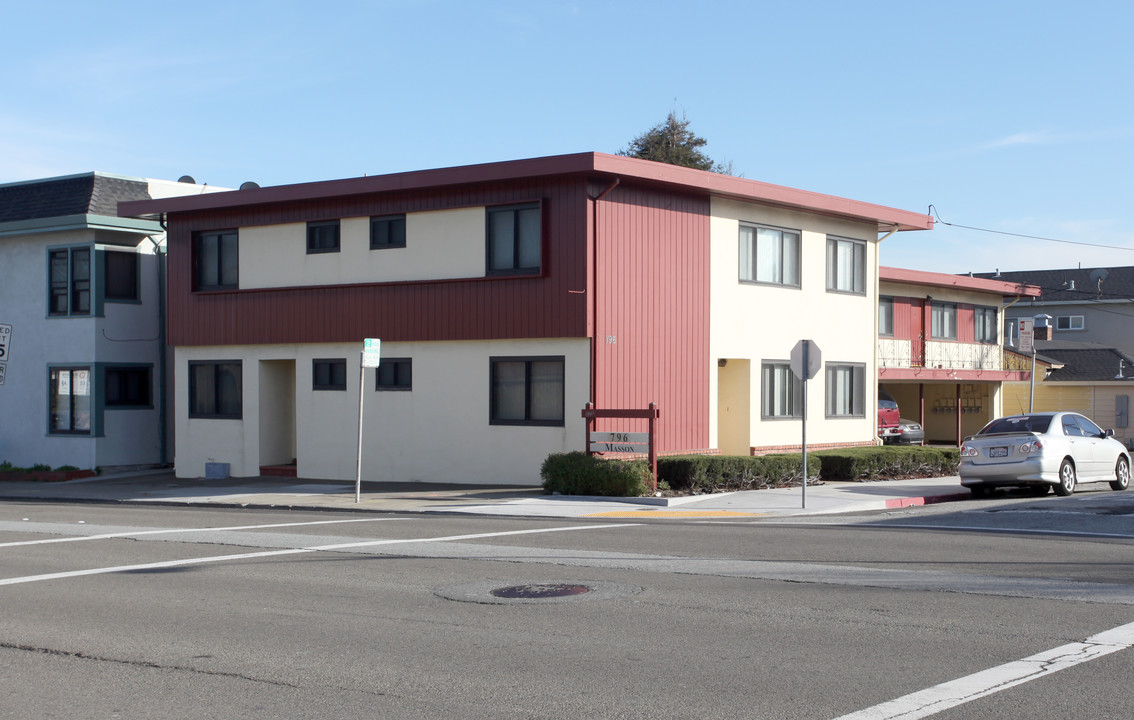 796 Masson Ave in San Bruno, CA - Building Photo