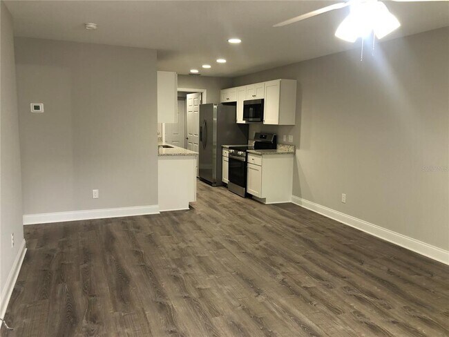 310 Ave U NE in Winter Haven, FL - Building Photo - Building Photo