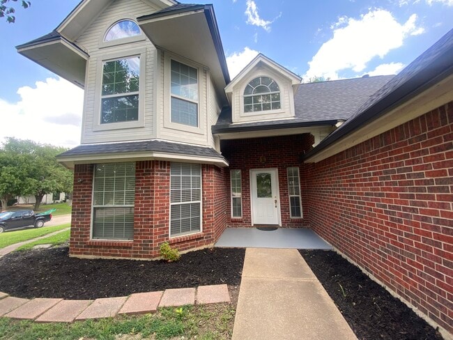 1 Pagosa Ct in Trophy Club, TX - Foto de edificio - Building Photo