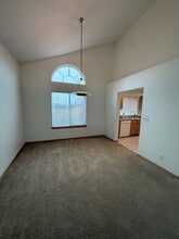 1025 Laguna Dr in Moses Lake, WA - Building Photo - Building Photo