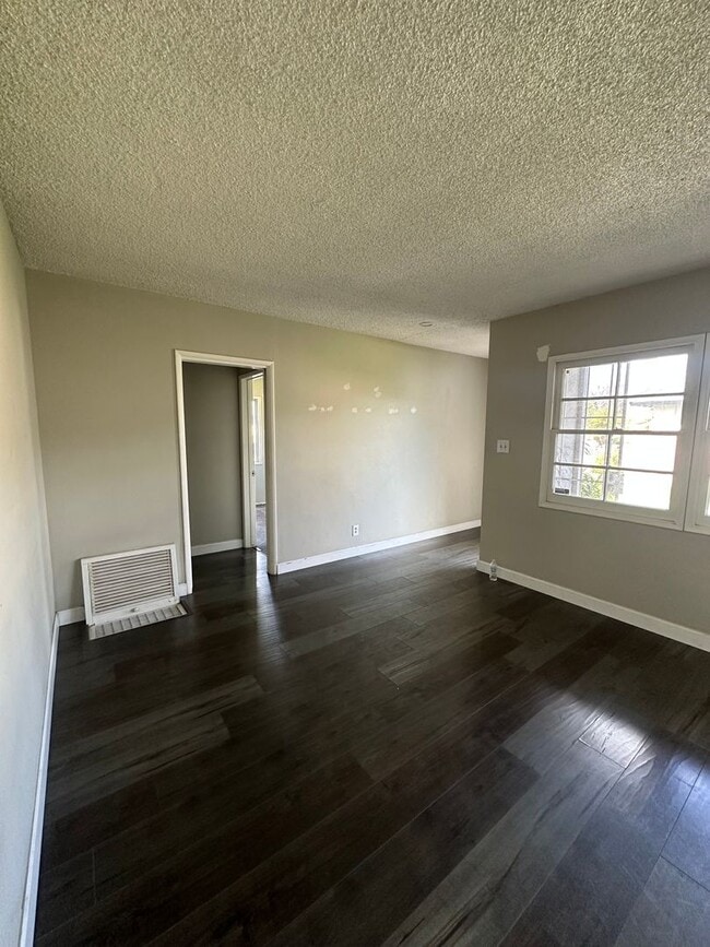1372 Koopmans Way in La Habra, CA - Building Photo - Building Photo