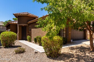 2731 W Cottonwood Ln in Phoenix, AZ - Building Photo - Building Photo