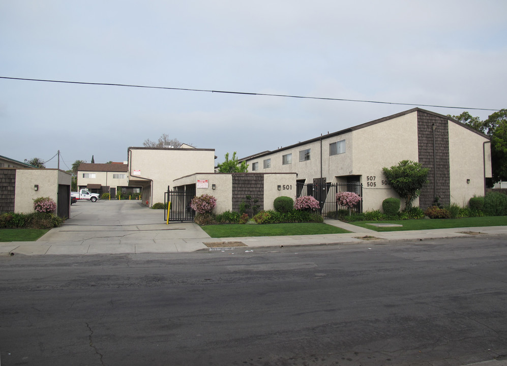 501 N Nicholson Ave in Monterey Park, CA - Building Photo