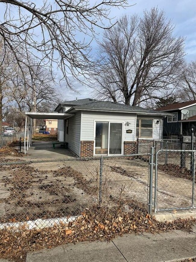 property at 730 W 12th St