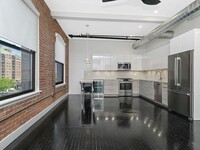 244 Brighton Ave, Unit 305 in Boston, MA - Building Photo - Building Photo