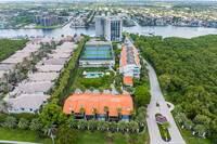 Regency Highland in Highland Beach, FL - Foto de edificio - Building Photo