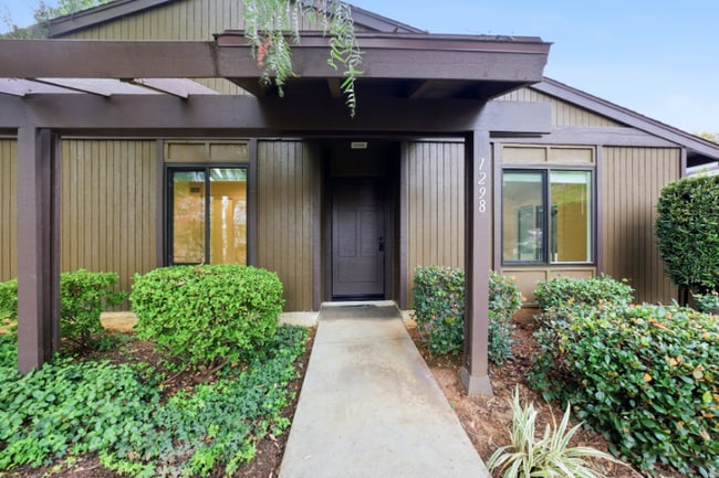 1298 Tarryglen Ln in San Dimas, CA - Building Photo - Building Photo