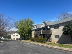 Nottingham in Greensboro, NC - Foto de edificio - Building Photo