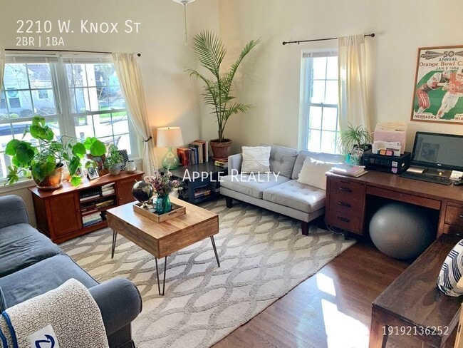 2210 W Knox St in Durham, NC - Building Photo - Building Photo