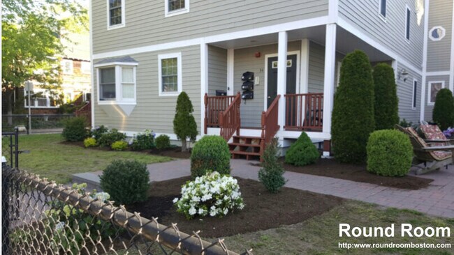 34 Raymond St, Unit A