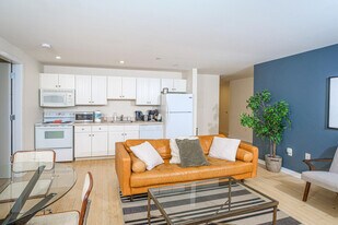 60-62-62 Boylston St in Boston, MA - Building Photo