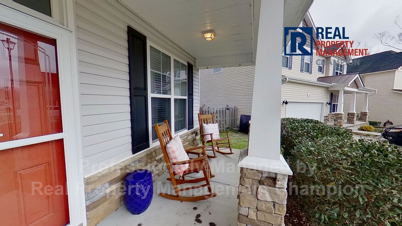 128 Katrina St in Sneads Ferry, NC - Building Photo