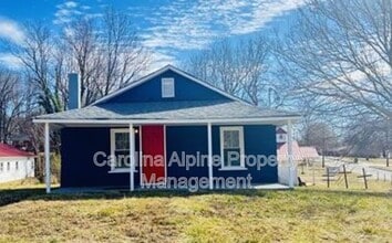 904 Lincoln St in Lincolnton, NC - Building Photo - Building Photo