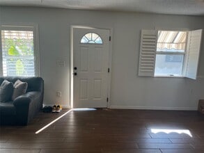 6351 Old Main St in New Port Richey, FL - Building Photo - Building Photo