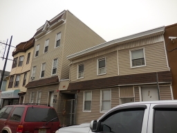 604-606 Main St in Paterson, NJ - Building Photo