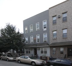 106 Jackson St in Brooklyn, NY - Building Photo - Building Photo