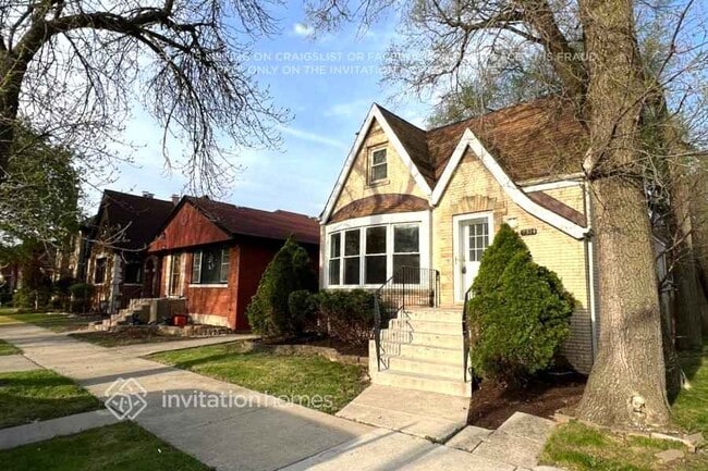 property at 9514 S Bell Ave