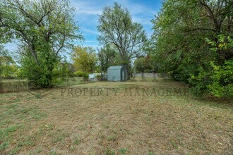 726 S Bonn St in Wichita, KS - Building Photo - Building Photo