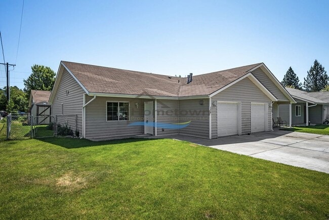 1479 E Peggy Loop in Coeur d'Alene, ID - Building Photo - Building Photo