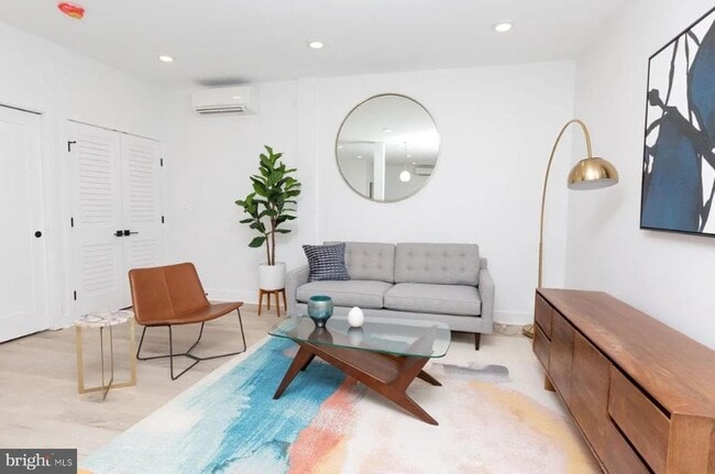 1617 Eastern Ave in Baltimore, MD - Building Photo - Building Photo