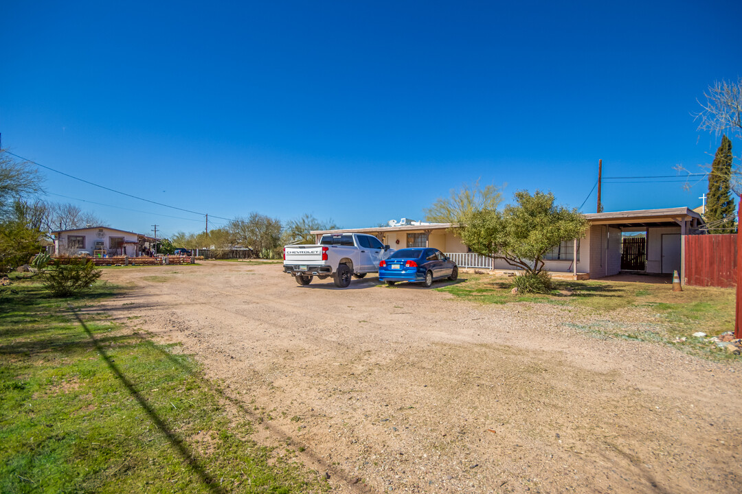 282 Palo Verde Dr in Apache Junction, AZ - Building Photo