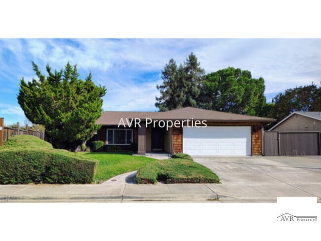 property at 5132 Lenore Ave