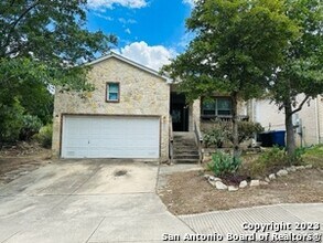15727 Cotton Tail Ln in San Antonio, TX - Building Photo - Building Photo