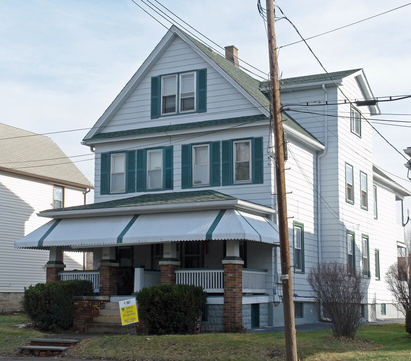 3245-3247 Pittston Ave in Scranton, PA - Foto de edificio