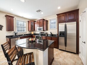 1628 E Canyon Creek Dr in Gilbert, AZ - Building Photo - Building Photo