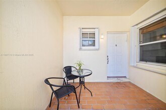 9883 SW 118th Pl in Miami, FL - Building Photo - Building Photo