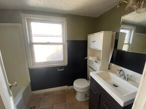 2429 Bretton Pl in Columbus, OH - Building Photo - Building Photo