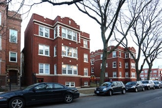 6415 N Greenview Ave in Chicago, IL - Foto de edificio - Building Photo